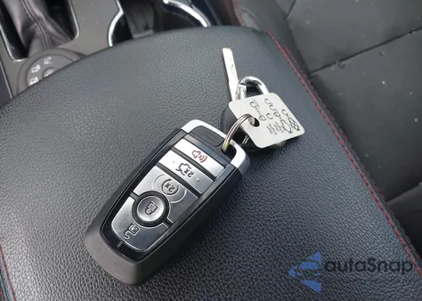 2018 Ford Explorer Sport z USA, uszkodzony, nr VIN 1FM5K8GT4JGA36440